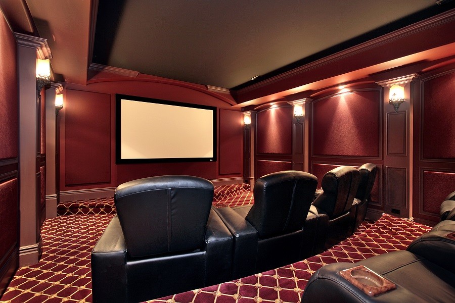 APCUSI_August_Blog1_HomeTheaterDesign_KansasCityMO_Photo_5f594ed2476239119e999133fa808e7b