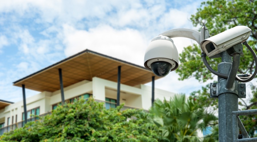 APCUSI_April_Blog3_SmartHomeSecurity_OverlandPark_KS_IMAGE_ee8270b80c5092da4402a584c3442bb6